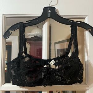 Chic Black Lace Underwire Bra